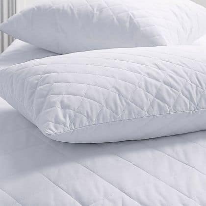 غطاء حماية للوسادة بتصميم ARMN Soft Sensation