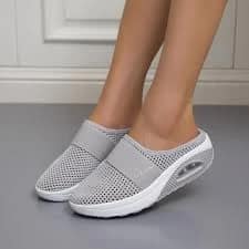 Women's Comfort Slip-On Shoes