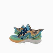 Nike KYRIE 8 GO Basketball Shoes product image