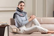 لبادة تدفئة كهرباء للرقبة والأكتاف من Imetec - رمادي product image