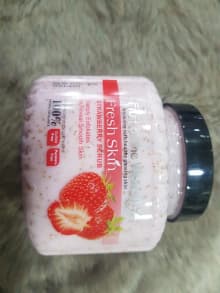 Fresh Skin Scrub Fruit of The Wokali product thumbnail 15