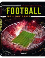Football - The Ultimate Book product image